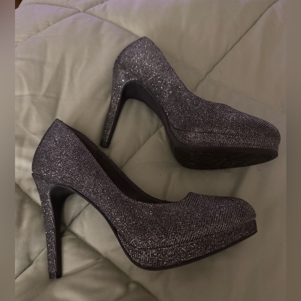 Gray glitter heels/ great for the holidays